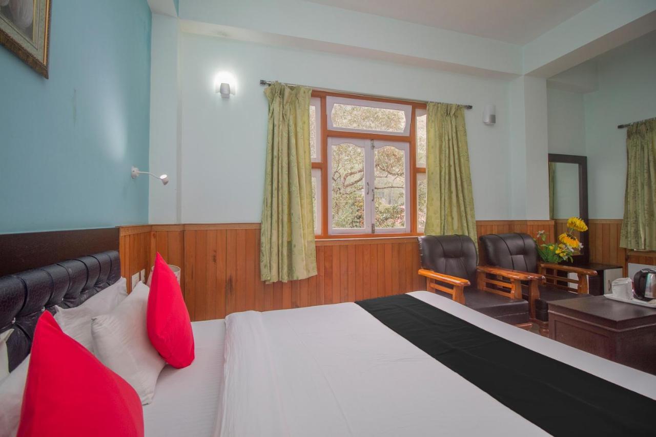 Retreat Hotel & Spa 甘托克 外观 照片