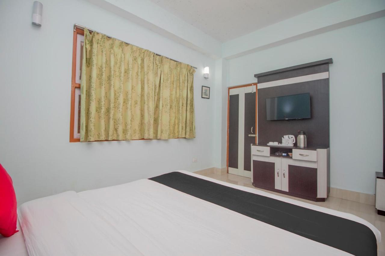 Retreat Hotel & Spa 甘托克 外观 照片