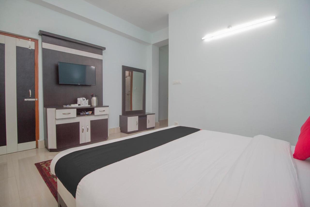 Retreat Hotel & Spa 甘托克 外观 照片